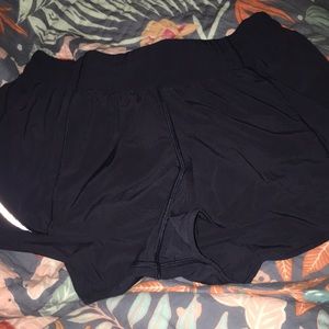 Lululemon hotty hot short